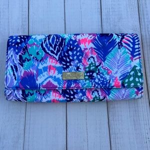 Lilly Pulitzer Travel Wallet